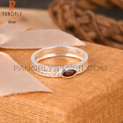 Garnet Oval 925 Sterling Silver Ring