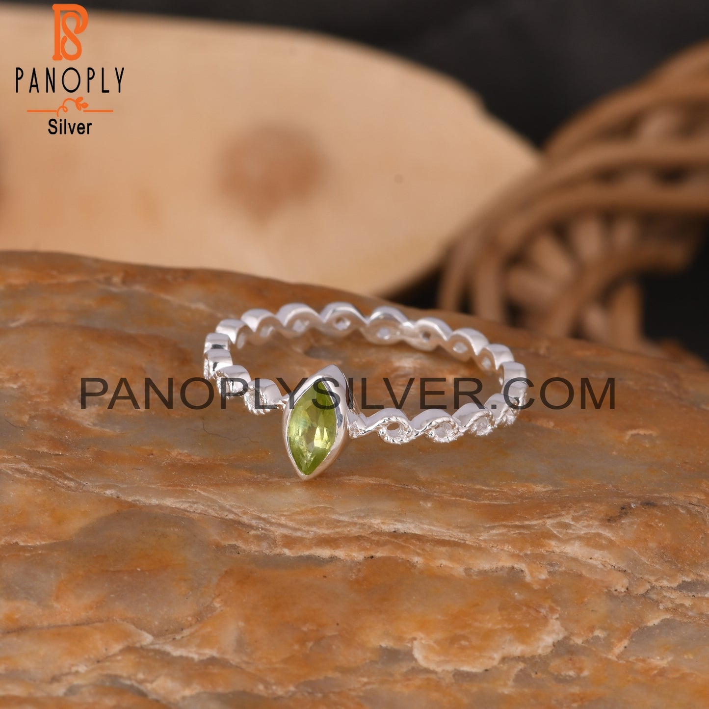 Twist Peridot Marquise 925 Silver Ring