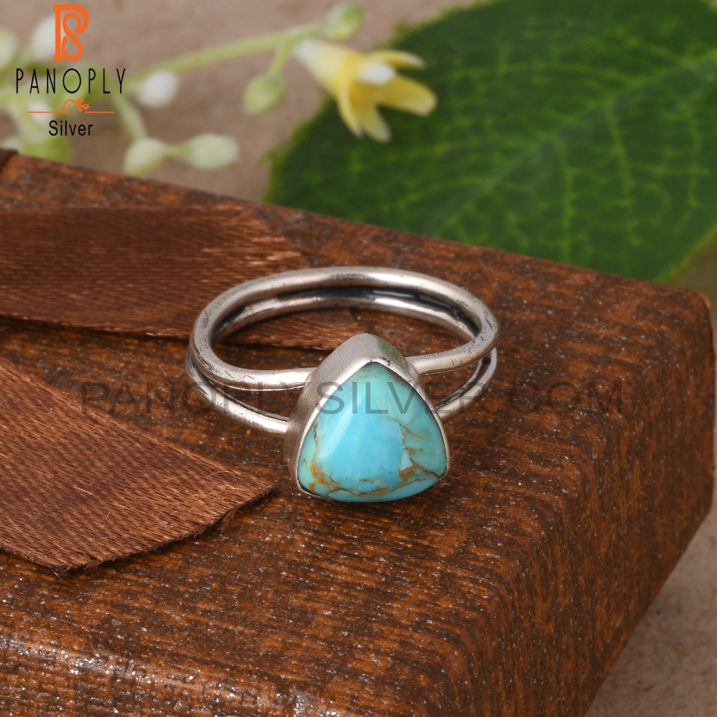 Kingman Turquoise Trillion Shape 925 Sterling Silver Ring