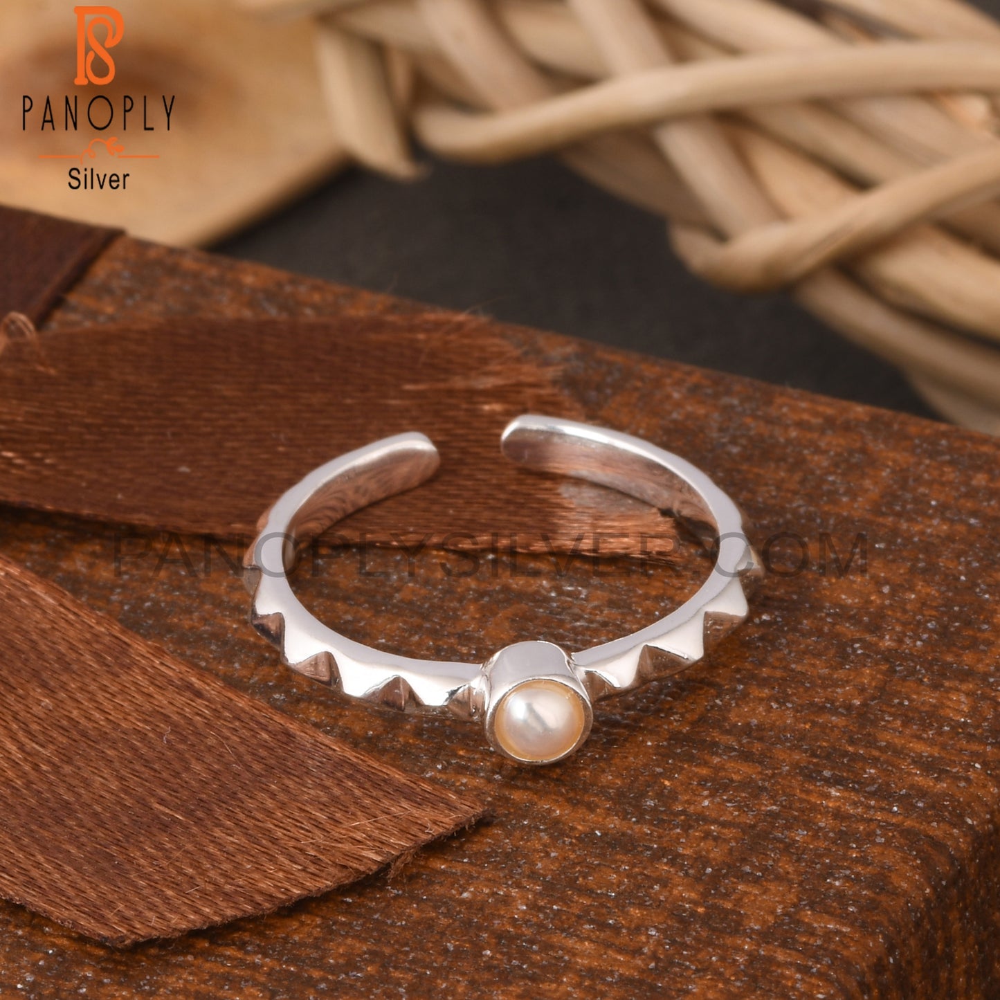 Pearl Round Shape 925 Sterling Silver Ring