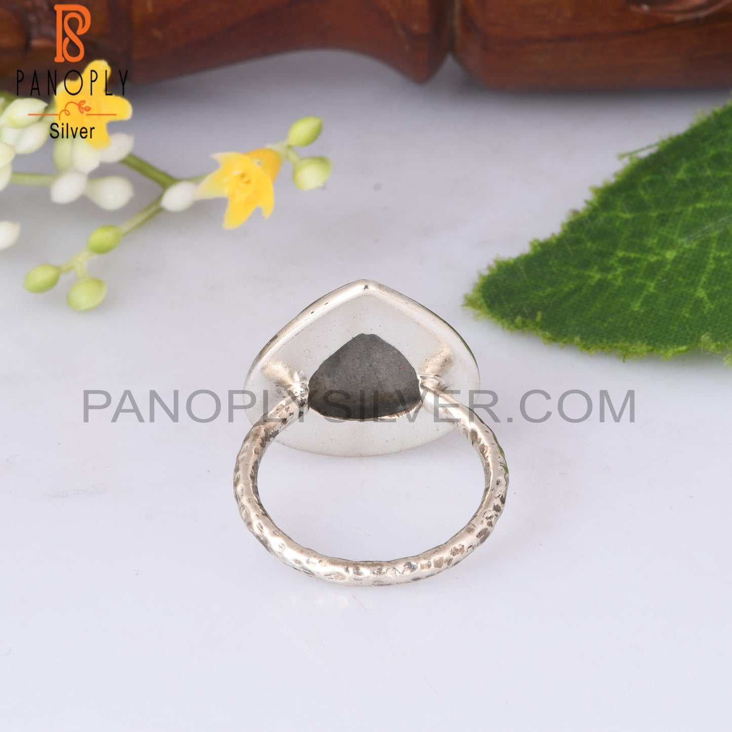 Labradorite 925 Sterling Silver Ring