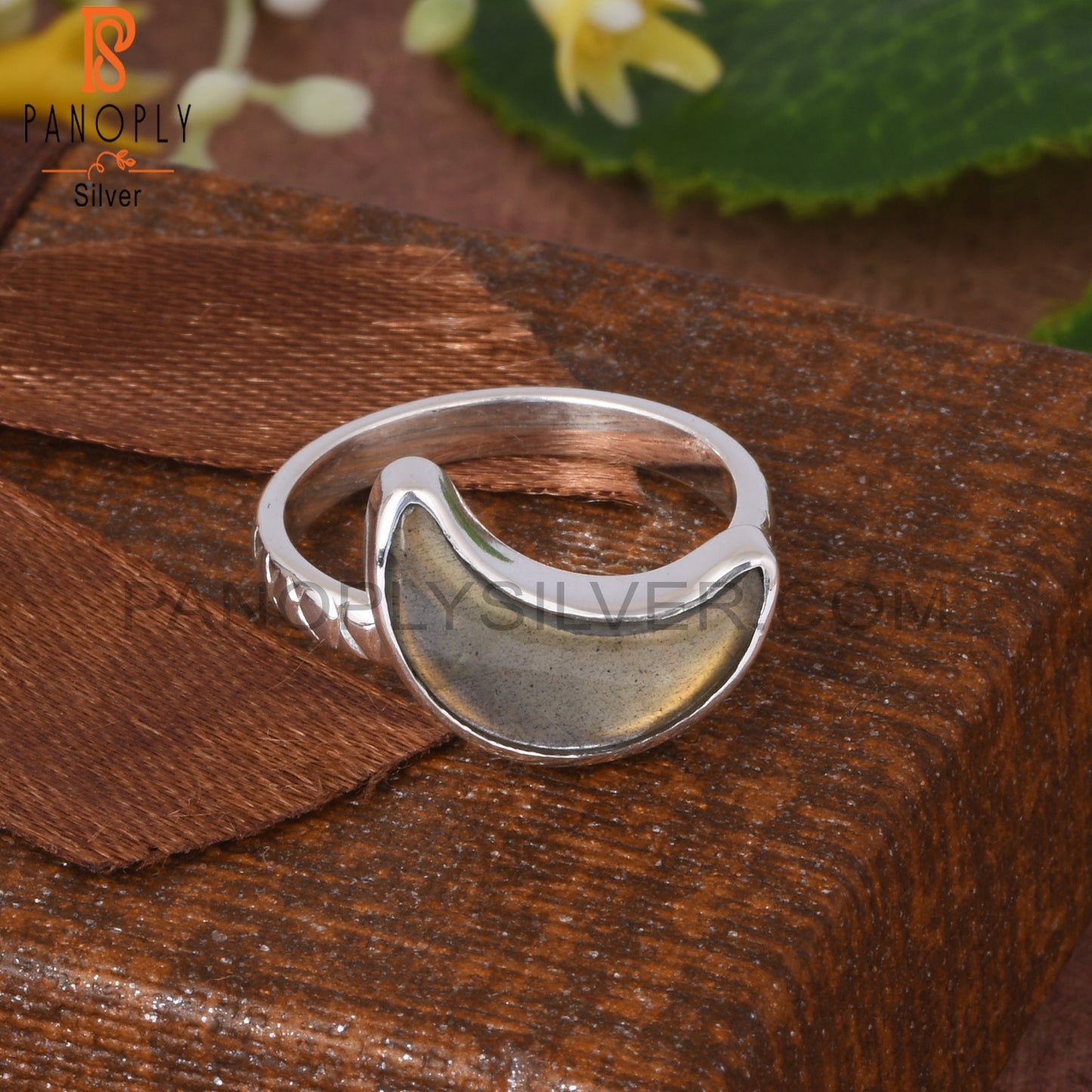 Labradorite 925 Sterling Silver Moon Shape Ring