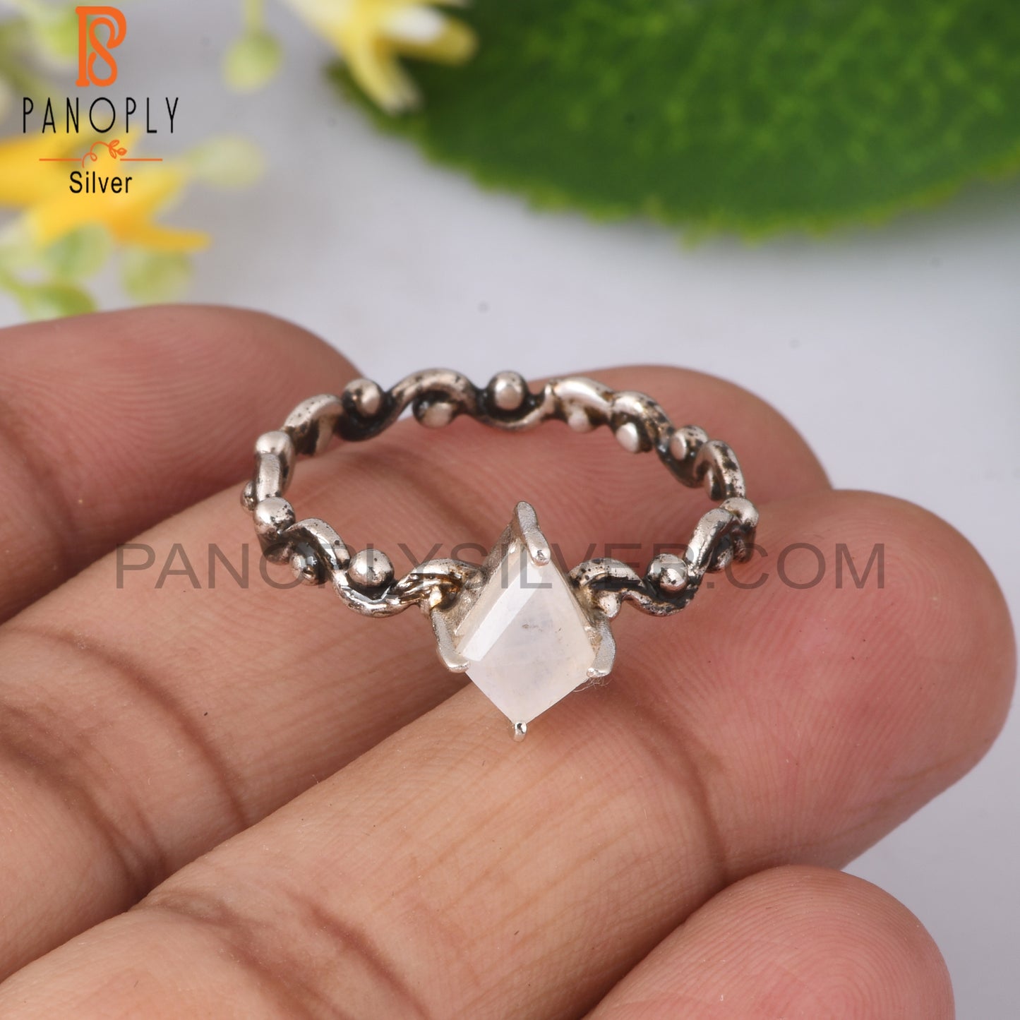 Rainbow Moonstone Kite Shape 925 Sterling Silver Ring